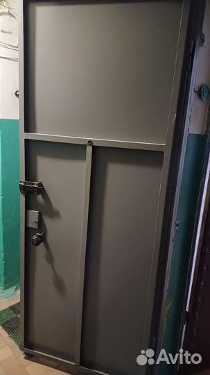 Входная металлическая дверь