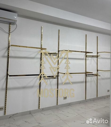 Стойка для одежды