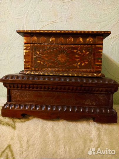 Шкатулки резные СССР 2шт