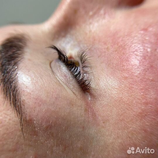 Мастер бровист. Ламинирование ресниц