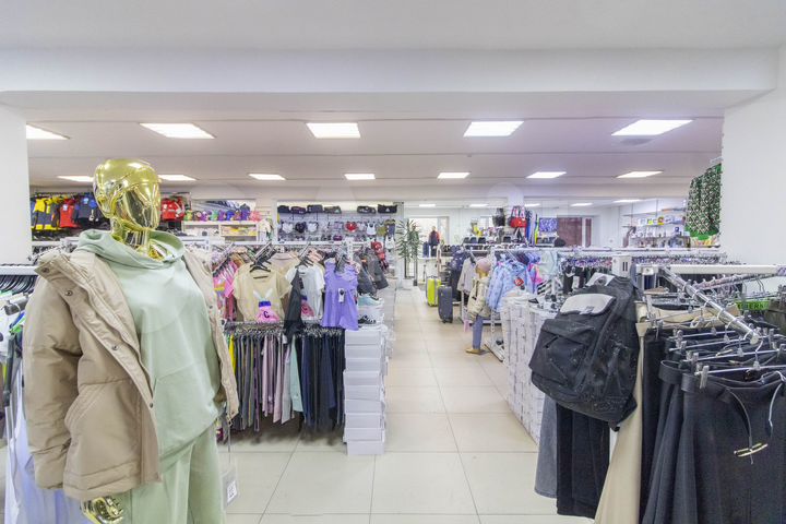 Продам торговое помещение, 559 м²