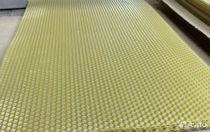 Натуральная вощина для пчел