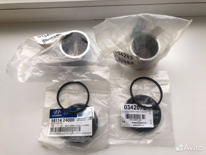 Поршни супорта и ремкомплект новые на Solaris