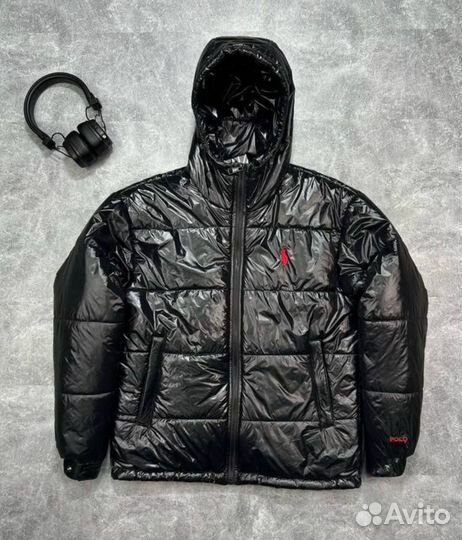 Современная глянцевая куртка от Polo