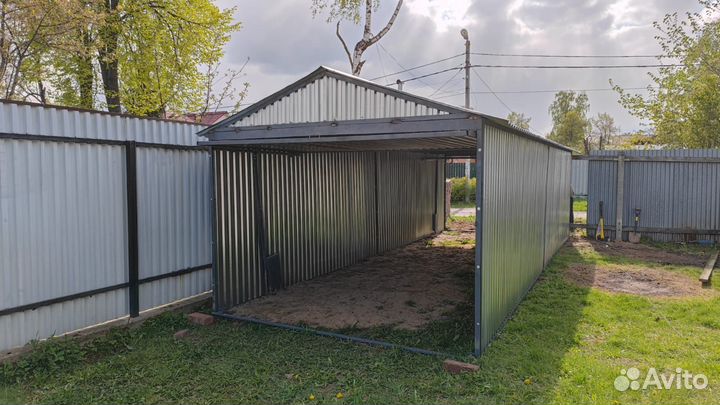 Гараж-ракушка / Пенал металлический