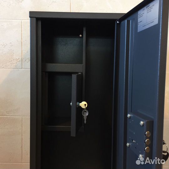 Оружейный сейф Чирок 1320