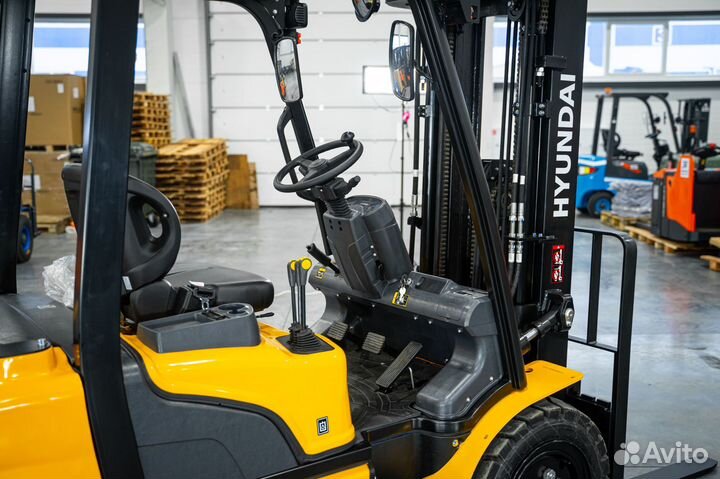 Вилочный погрузчик Hyundai 35DE-7, 2023