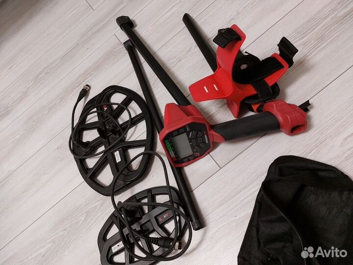 Металлоискатель Minelab Vanquish 540 pro-pack