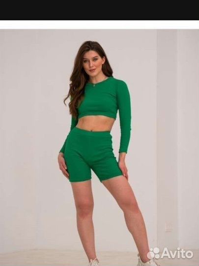 Спортивный костюм новый