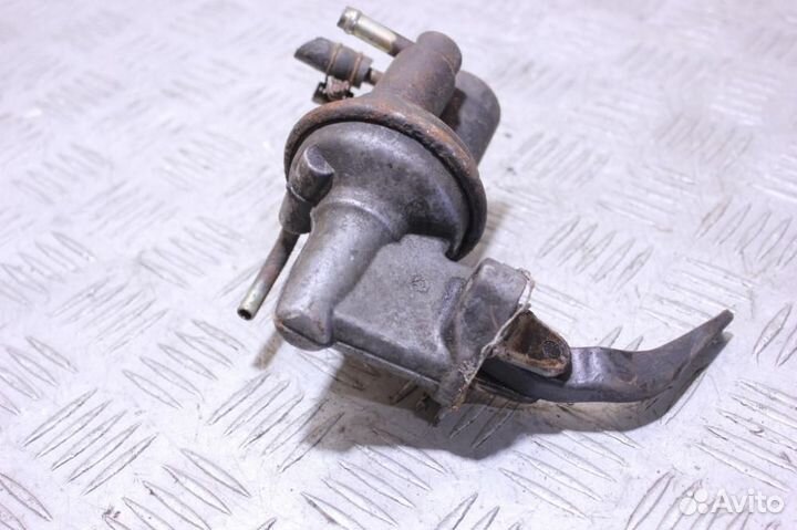 Насос топливный механический Mitsubishi Lancer 7