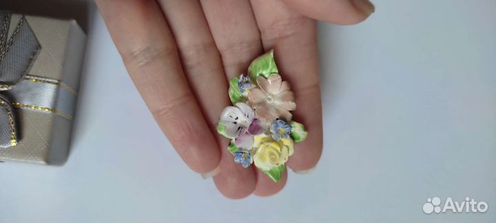 Брошь Фарфор. Англия