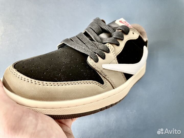 Nike Air Jordan 1 Travis Scott