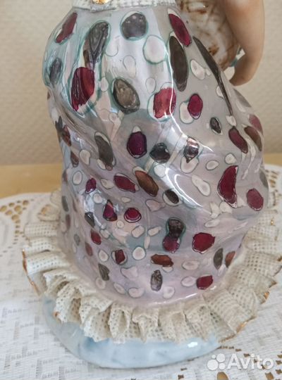 Фарфоровая статуэтка. Цыганка