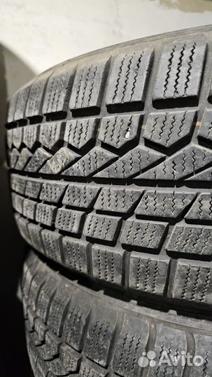 Toyo Open Country W/T 215/60 R17 96V