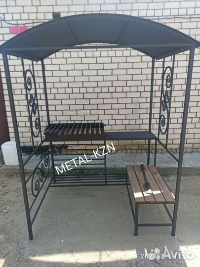 Мангал с крышей 