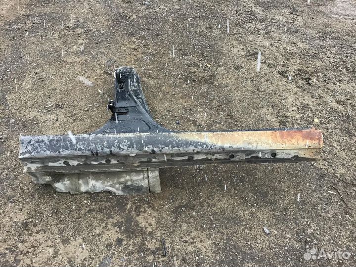 Порог со стойкой правый Toyota Corolla E15 2006-20