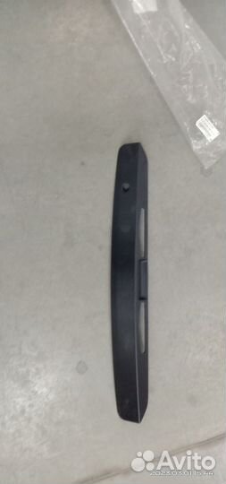 Накладка крышки багажника Hyundai Accent