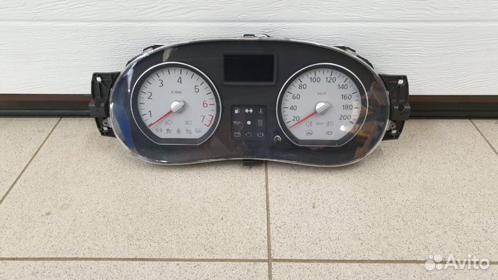 Рено Логан Сандеро