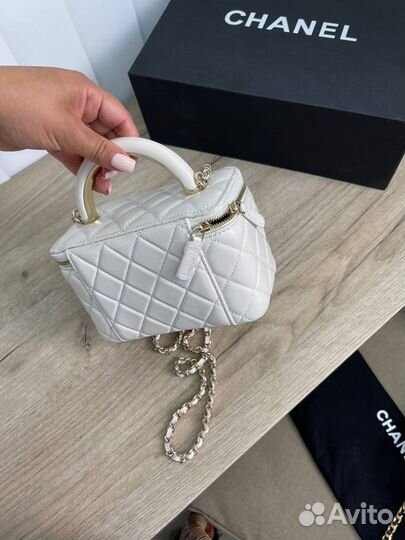 Сумка Chanel Vanity With Lambskin Gold White