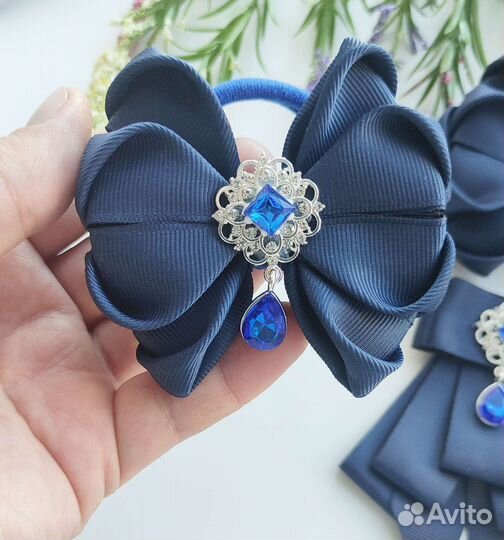 Галстук брошь и банты к школьной форме Синий цвет