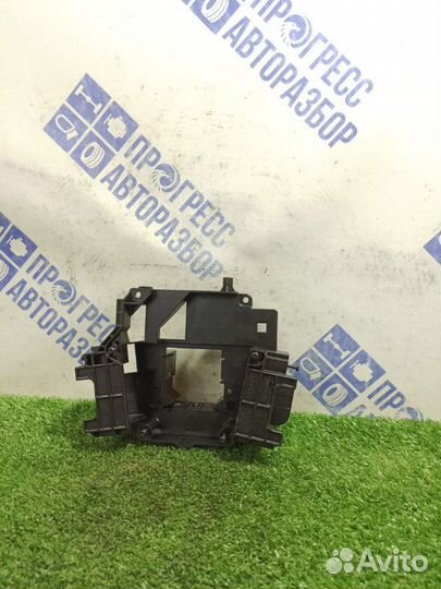 Кронштейн Ford Focus 2 хэтчбек 1.8 qqdb 2007