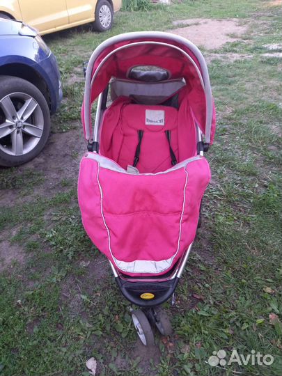 Прогулочная коляска