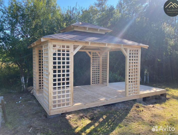 Беседка из сосны. Доставка