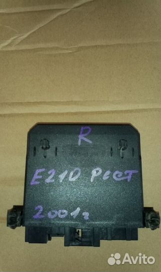 Блок управления двери мерседес Е 210 А 2108207826