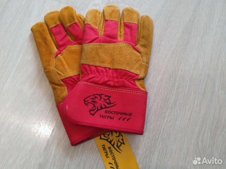 Перчатки рабочие Восточные тигры и Русские львы