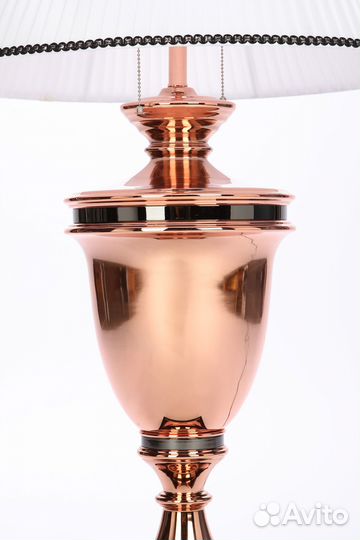 Настольный светильник Queen