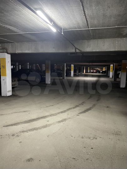 Машиноместо, 19 м²