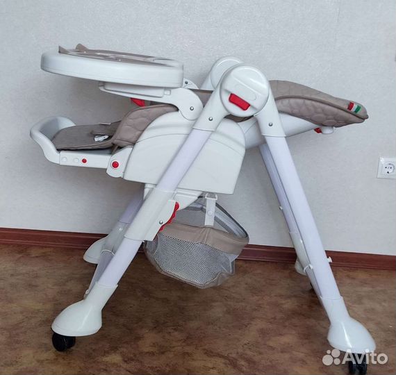 Стульчик для кормления peg perego tatamia новый