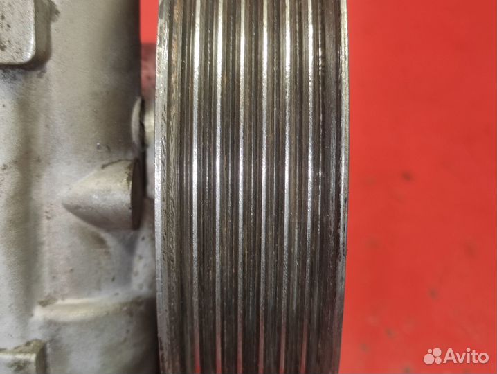 Насос Гур 4.0 / 4.6 Range Rover II 1994-2002