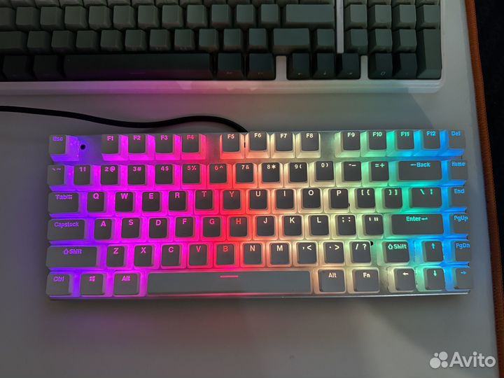 Механическая клавиатура 60