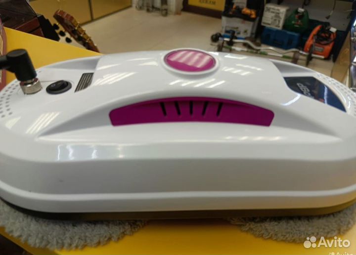 Робот-мойщик окон dBot W120