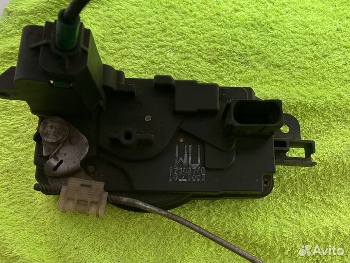 Замок двери opel astra h передний левый