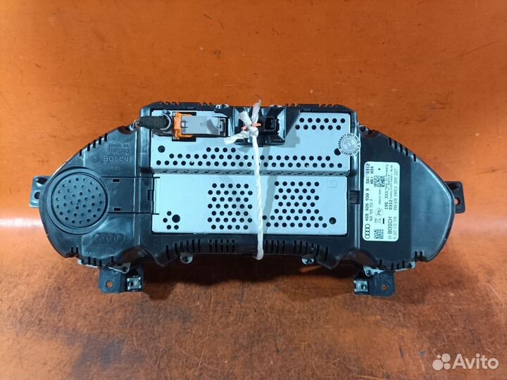 Панель приборов Audi A7 4G