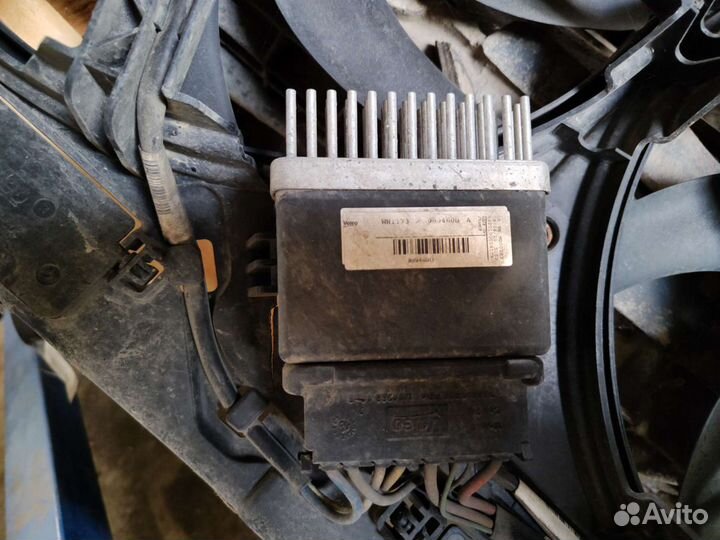 Блок управления вентиляторами Ауди А4 б8