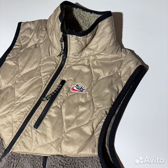 Жилетка Nike Sherpa Logo Vest