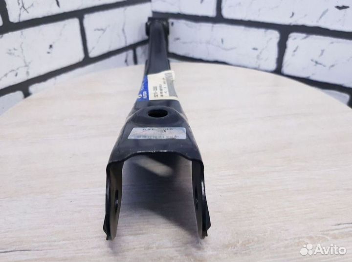 Рычаг прав. перед. верхний киа в сборе