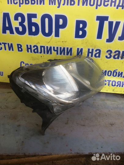 Фара передняя правая Renault Logan 2