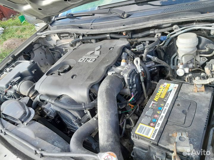 Двигатель 4D56U от MMC L200