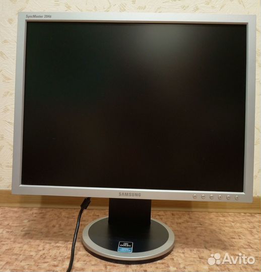 Монитор Samsung SyncMaster 204B