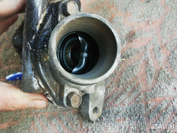 Корпус термостат Ниссан Премьера Комфорт Р11