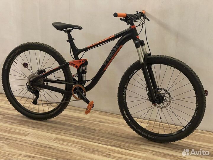 Trek Fuel ex (Rockshox recon, deore, DT swiss)