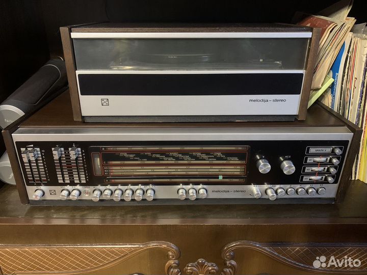 Проигрыватель и пластины