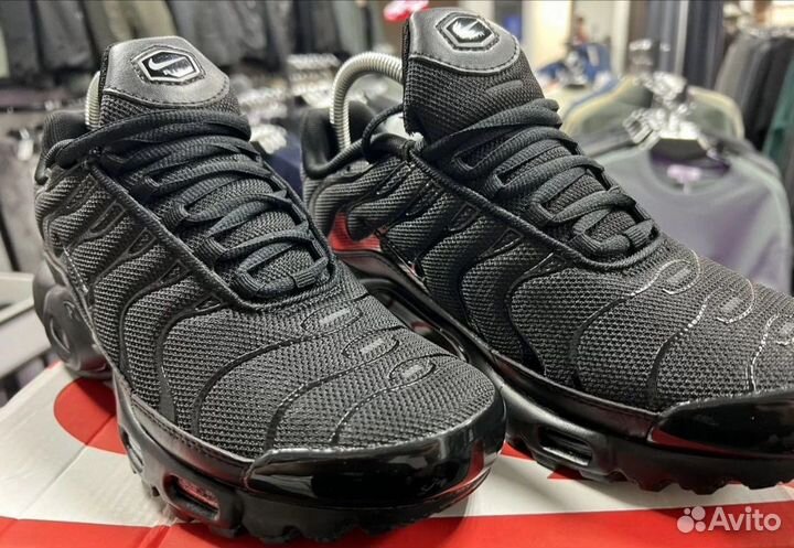 Кроссовки Nike Air Max Tn Plus