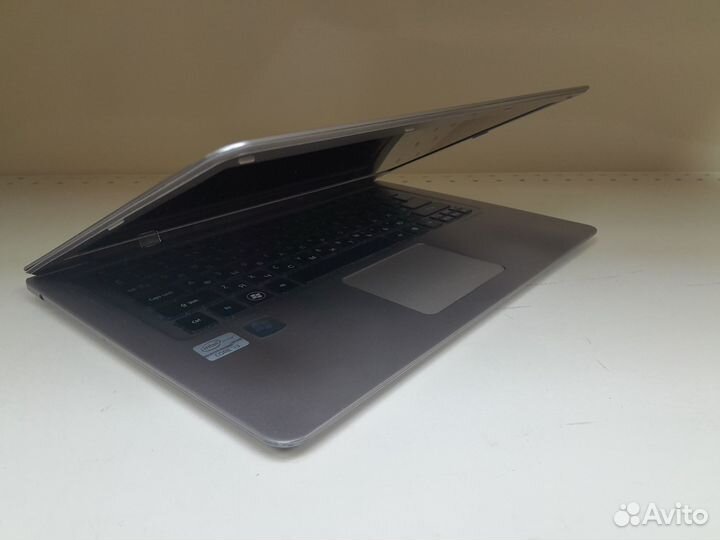 Ноутбук Acer / Core I3 / 4Gb / Intel HD/дo 8Gb+SSD