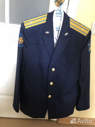 Китель военный