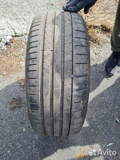 Pirelli P Zero 255/55 R19